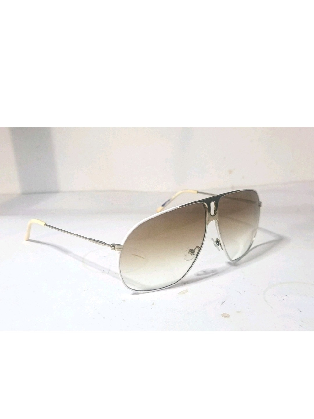 Vintage Yves Saint Laurent YSL 2117S SIunglasses White Silver Unisex